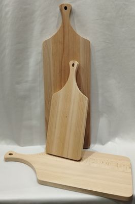 Planche à découpée avec manche