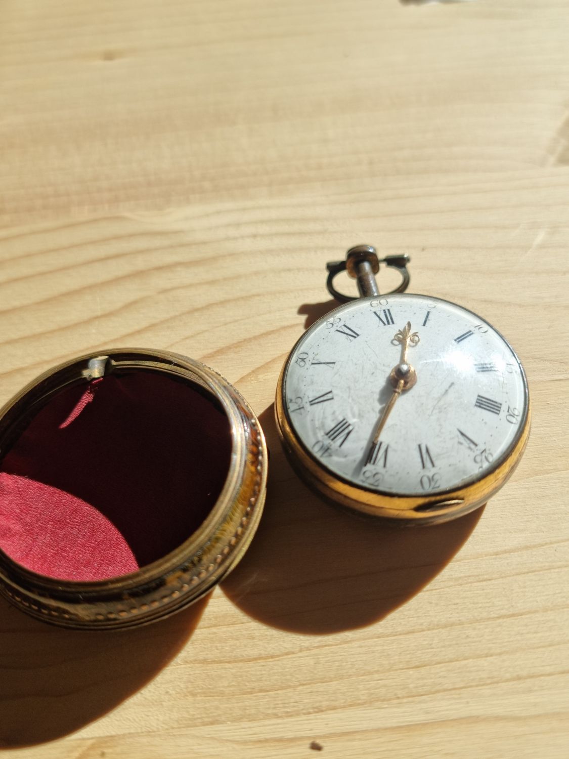 Spindeltaschenuhr, Jn.Overbury,Schildpatt, 18.Jh Spindeltaschenuhr, Jn.Overbury,Schildpatt, 18.Jh