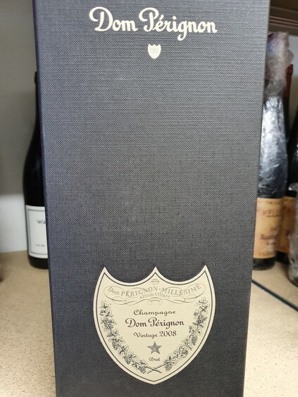 Dom Perignon Vintage 2008 in Geschenkbox