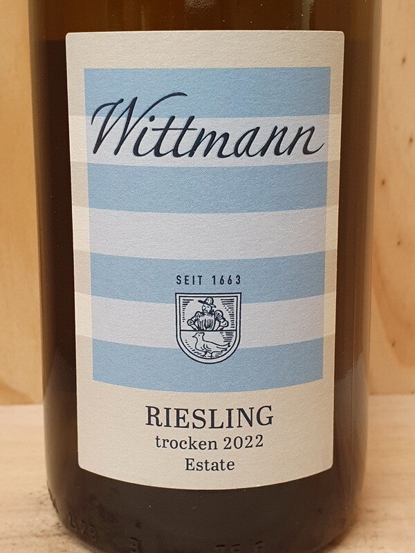 Wittmann - Riesling trocken Estate 2022 Wittmann - Riesling trocken Estate 2022
