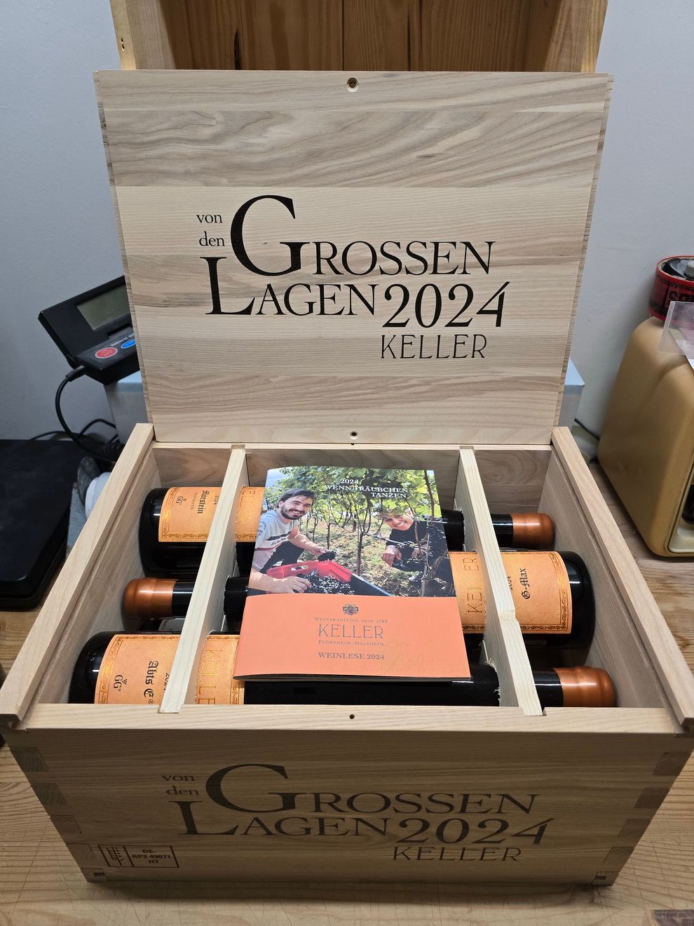 Weingut Keller - Kellerkiste von den grossen Lagen 2024 Weingut Keller - Kellerkiste von den grossen Lagen 2024