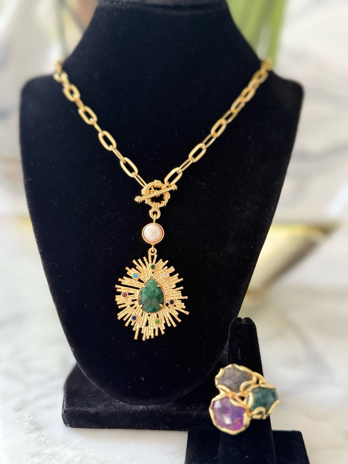 The Vivezza Gem Stone Collection