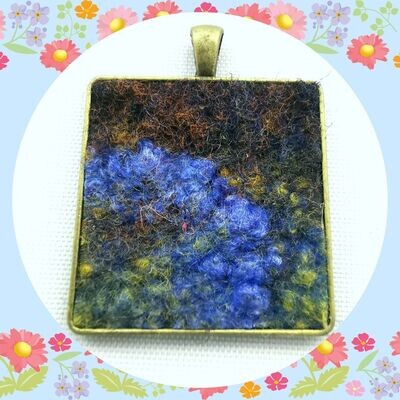 Decorative square pendant #9 - Support Ukraine!