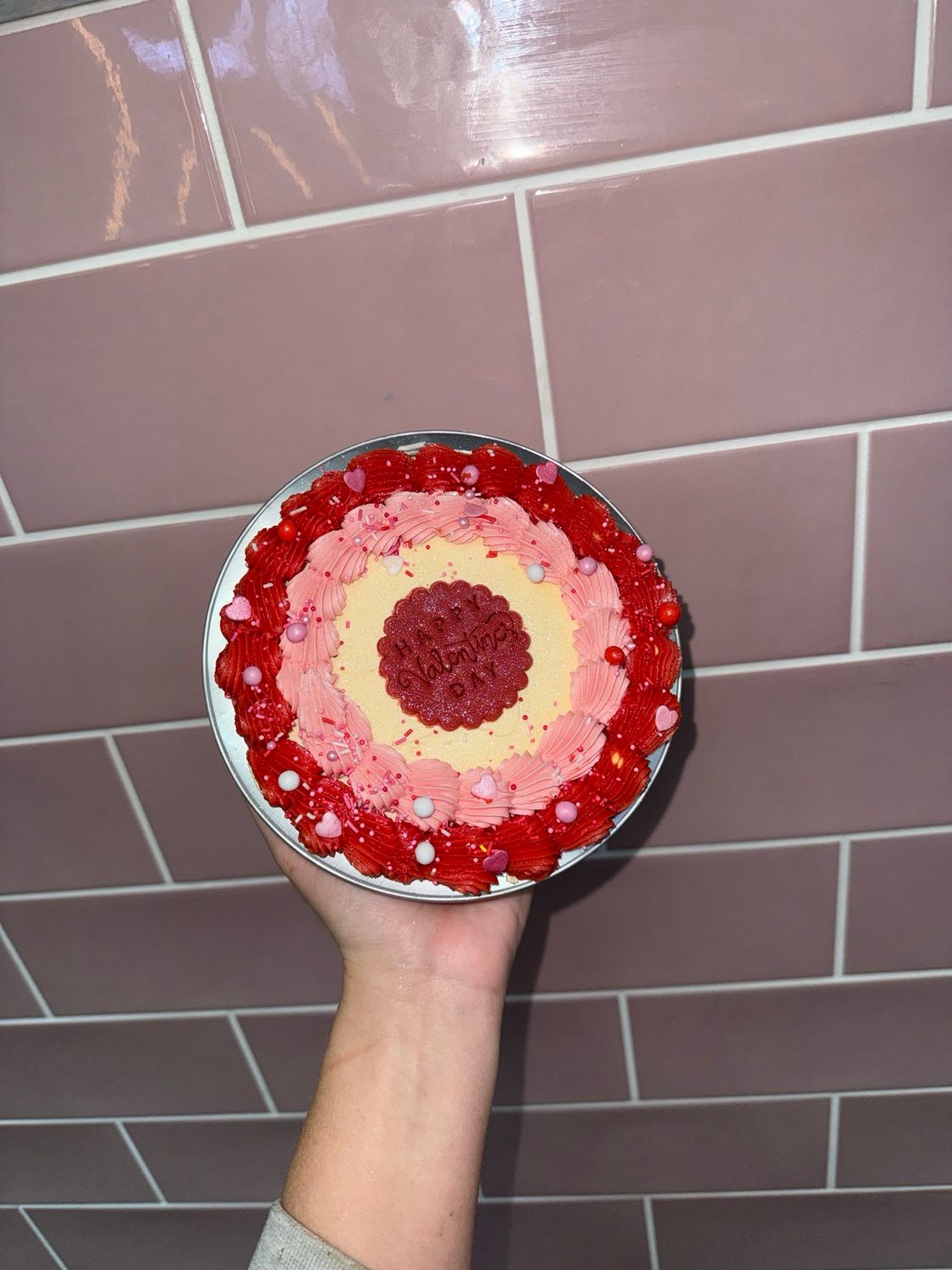 Valentines Sharing Sponge £15 Total. £5 Deposit, £10 On Collection