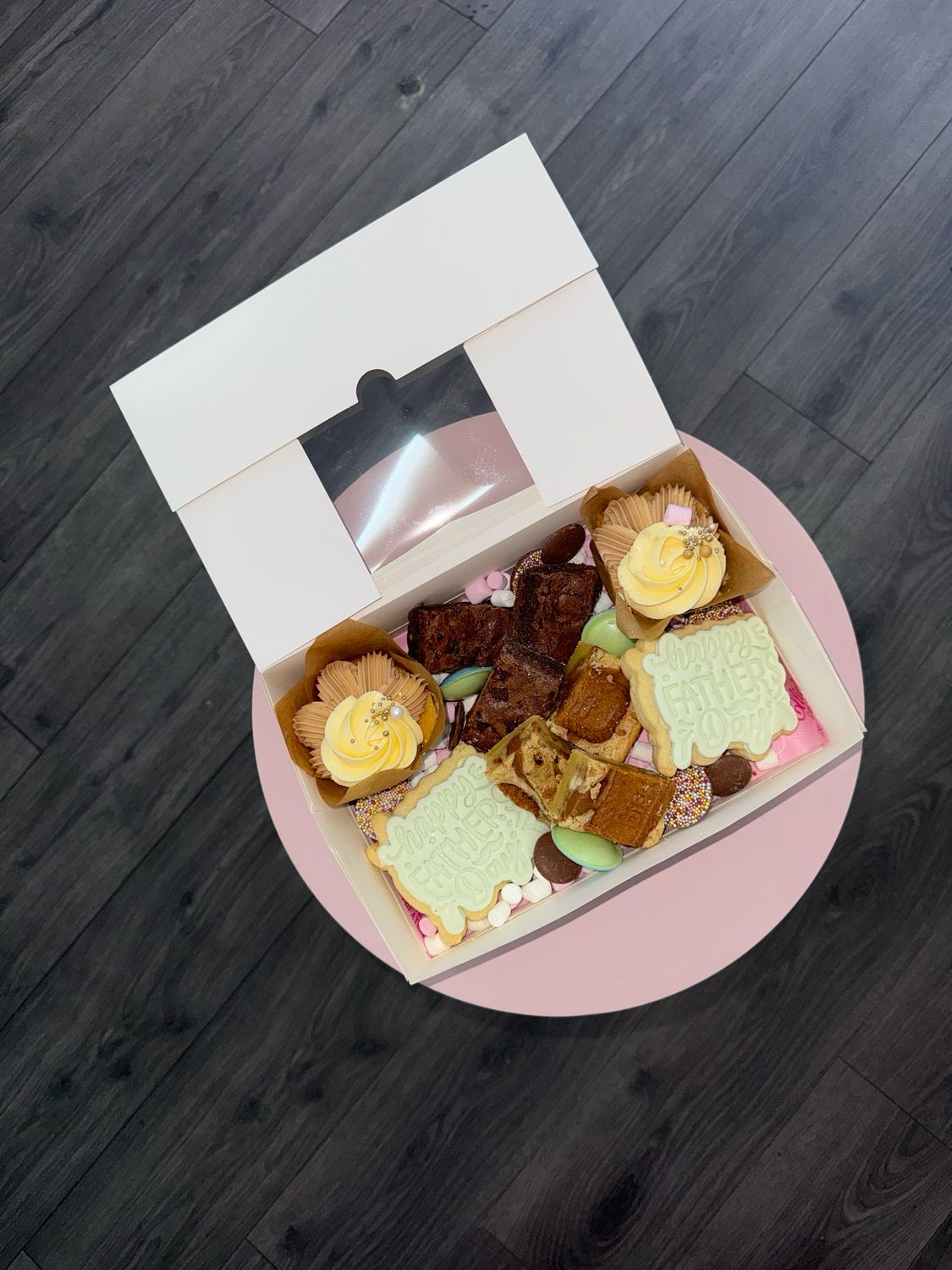 Treat Box Father’s Day £22 Total. £8 Deposit, £14 On Collection