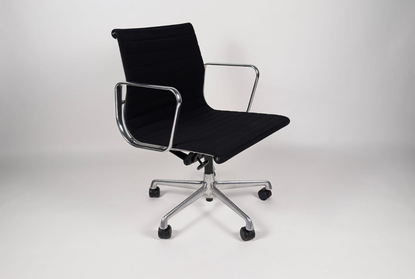Vitra Charles Eames EA 117 -Chair Alu Stuhl Homeoffice  Hopsack