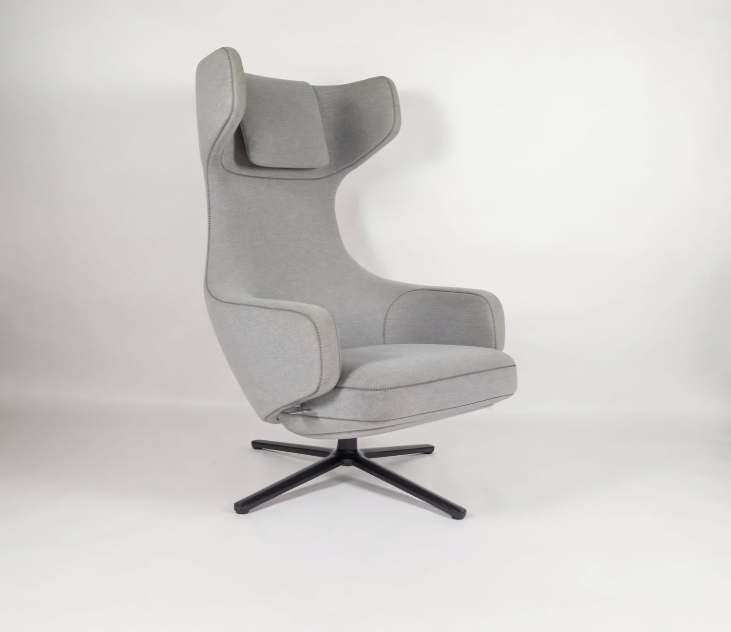 Vitra Charles Eames Grand Repos Sessel