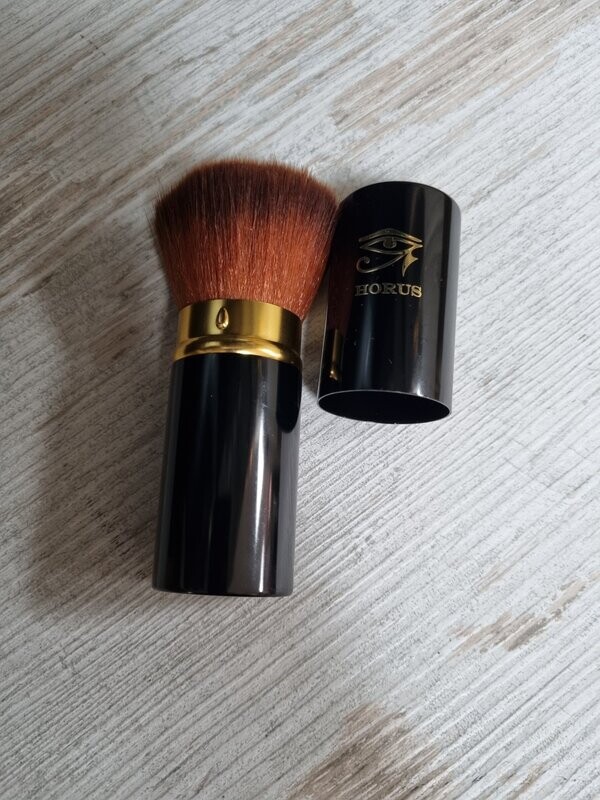 POWDER BRUSH