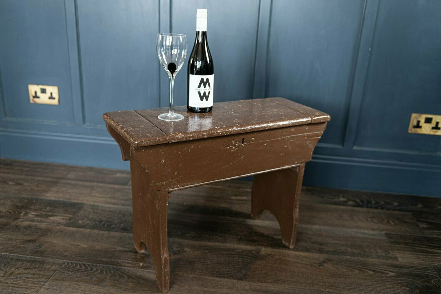 Large Pine Chapel Stool/End Table with Storage