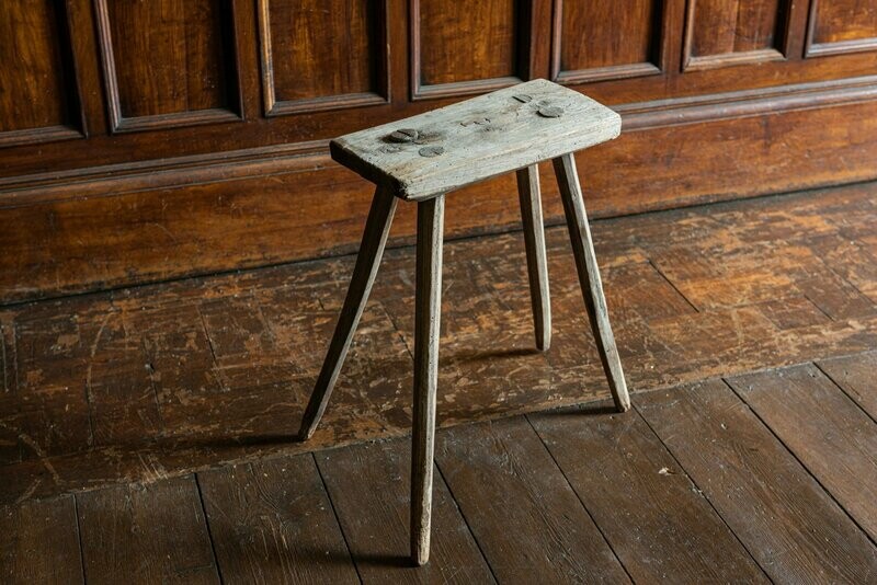 English Elm Primitive Country Stool