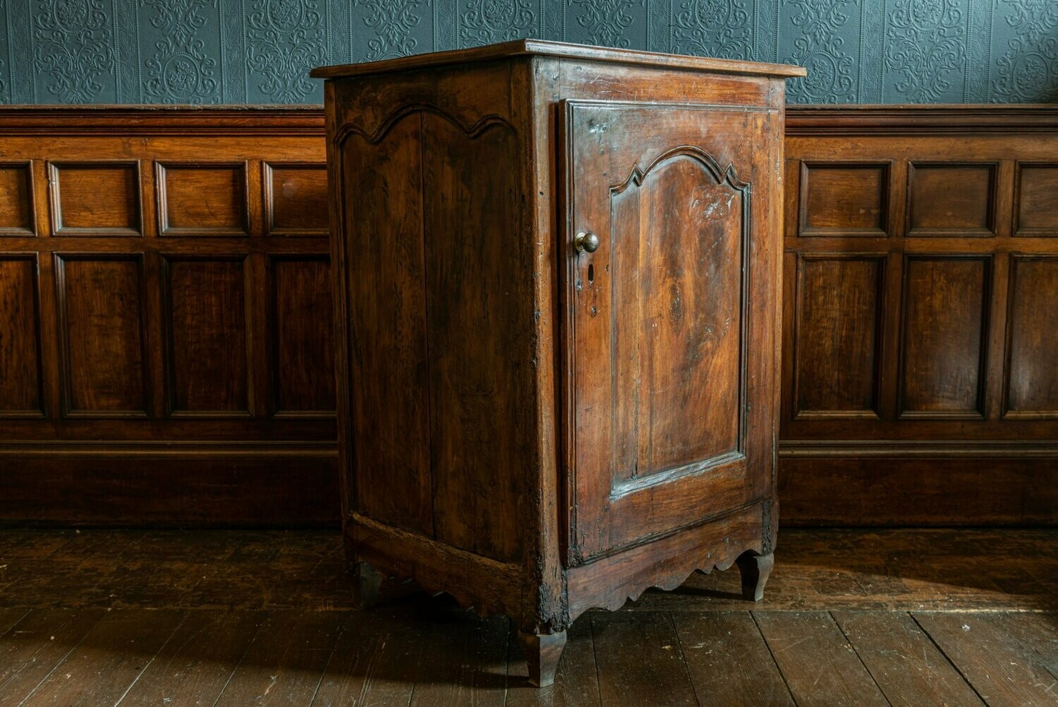 18thC French Walnut Provincial Buffet