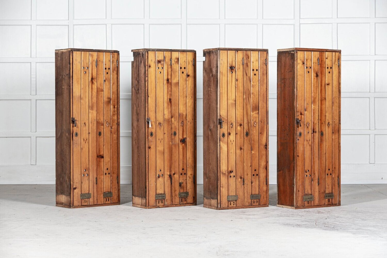 English Pine Golf Club Lockers