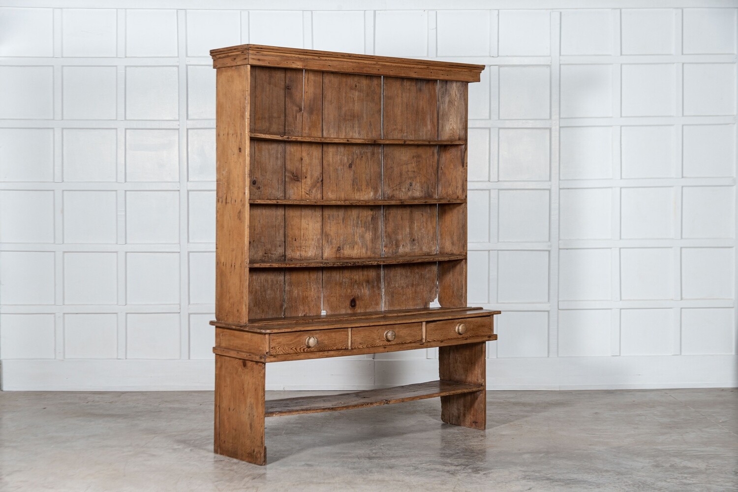 19thC English Pine Vernacular Dresser