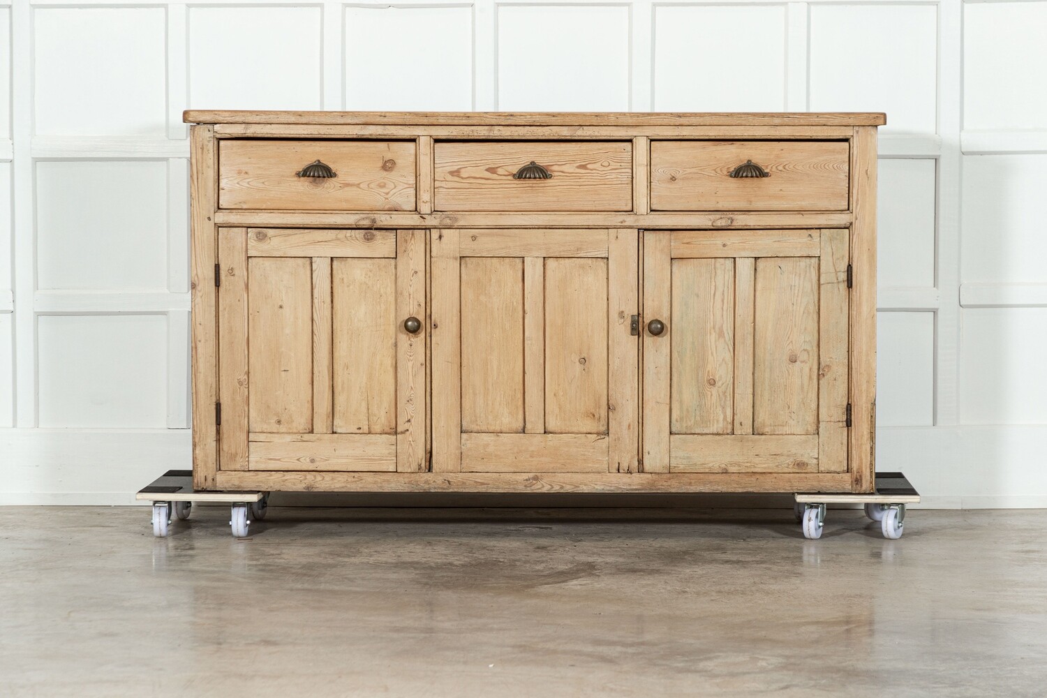 19thC English Pine Dresser Base