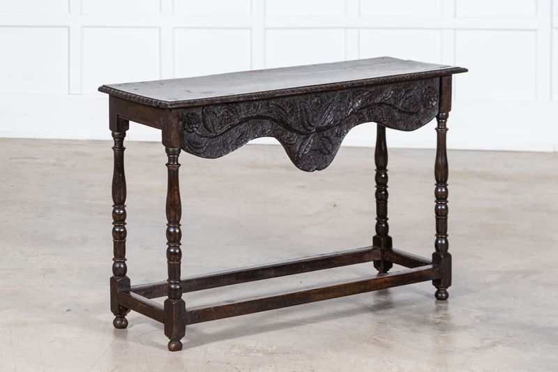 18thC English Vernacular Oak Side Table