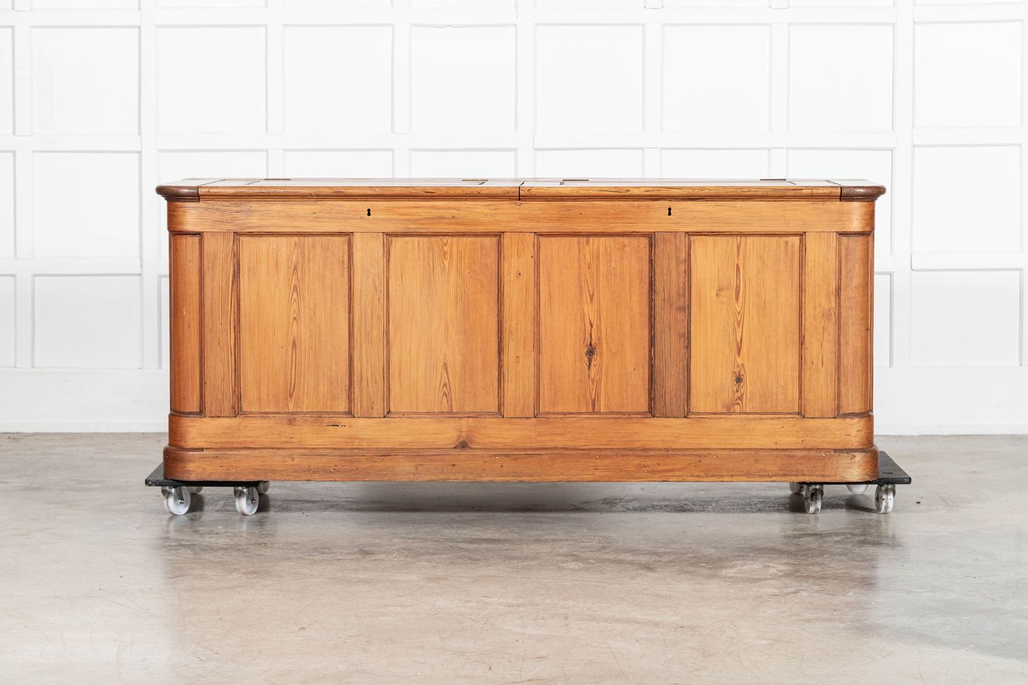 Large English 19thC Pine Grain Bin Store Chest / Counter