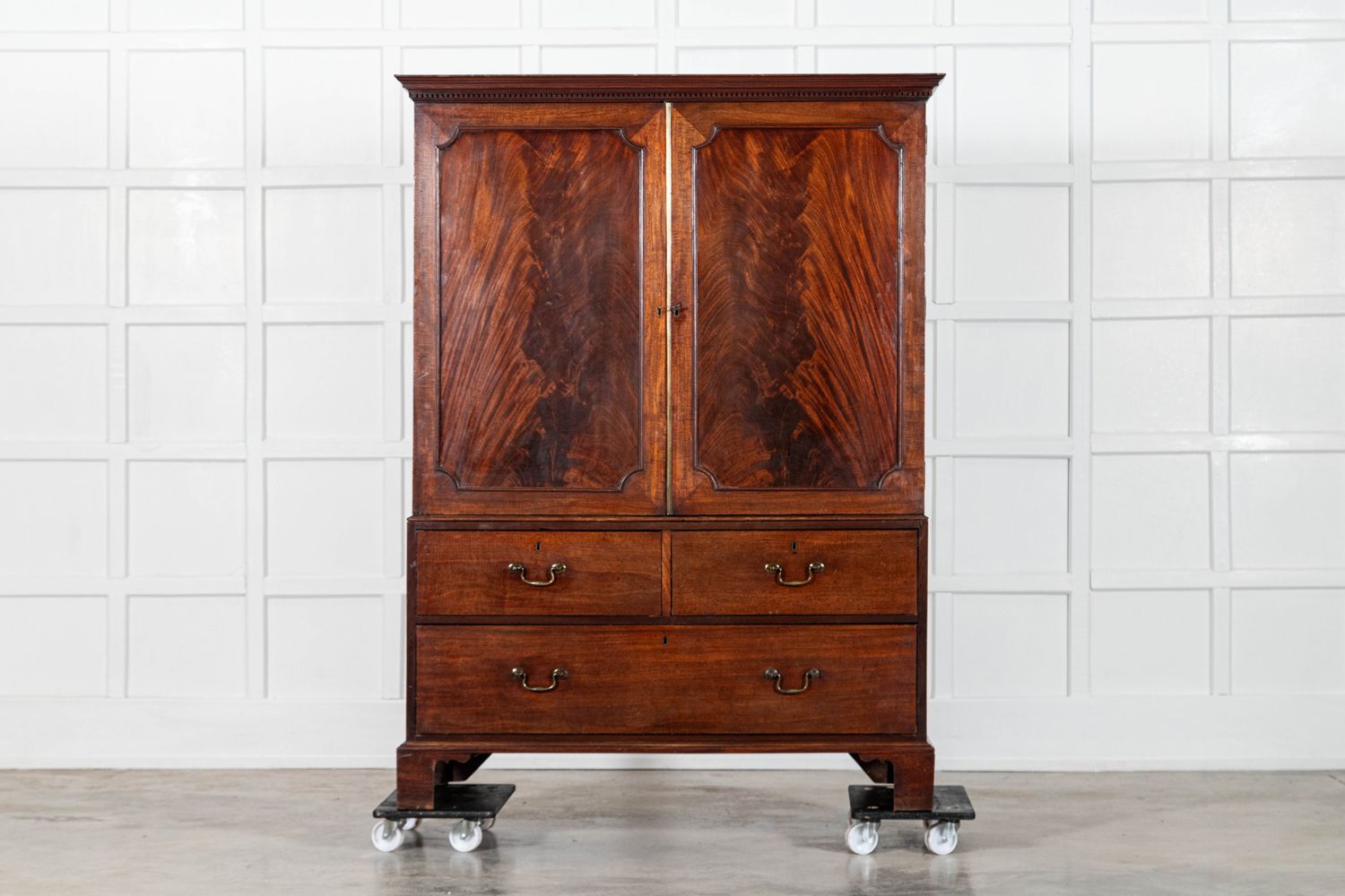 English 19thC Mahogany Linen Press