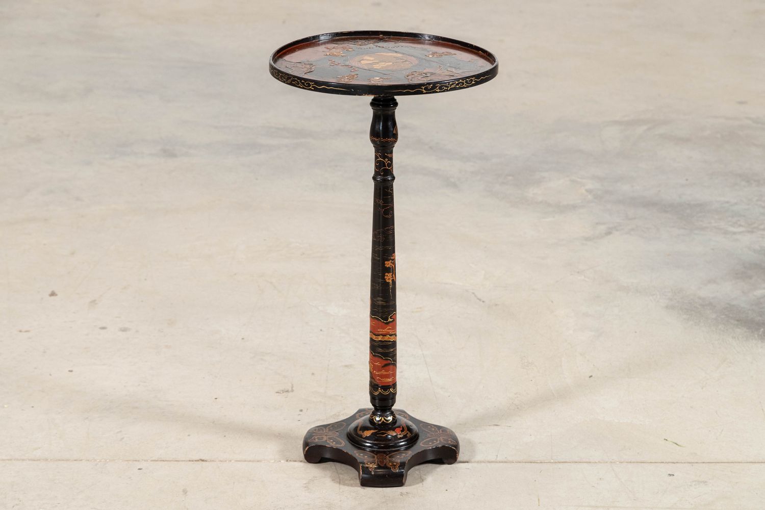 English Chinoiserie Lacquered Side Table
