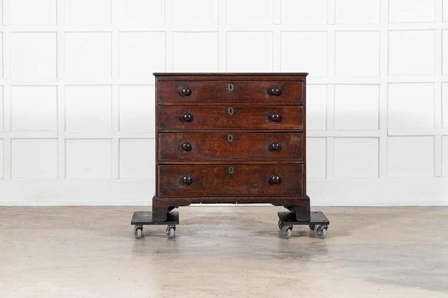 English 18thC Oak Chest Drawers