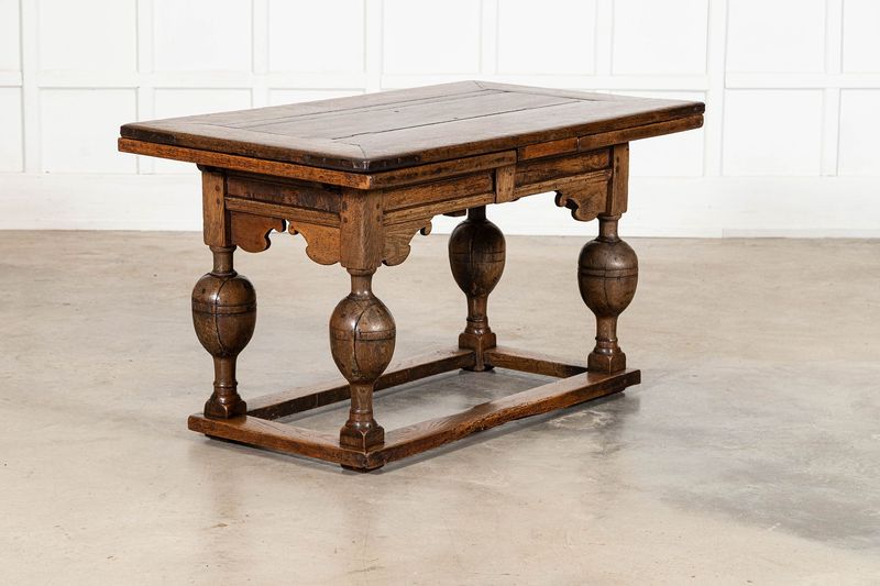 17thC English Oak Draw-Leaf Refectory Table 17thC English Oak Draw-Leaf Refectory Table