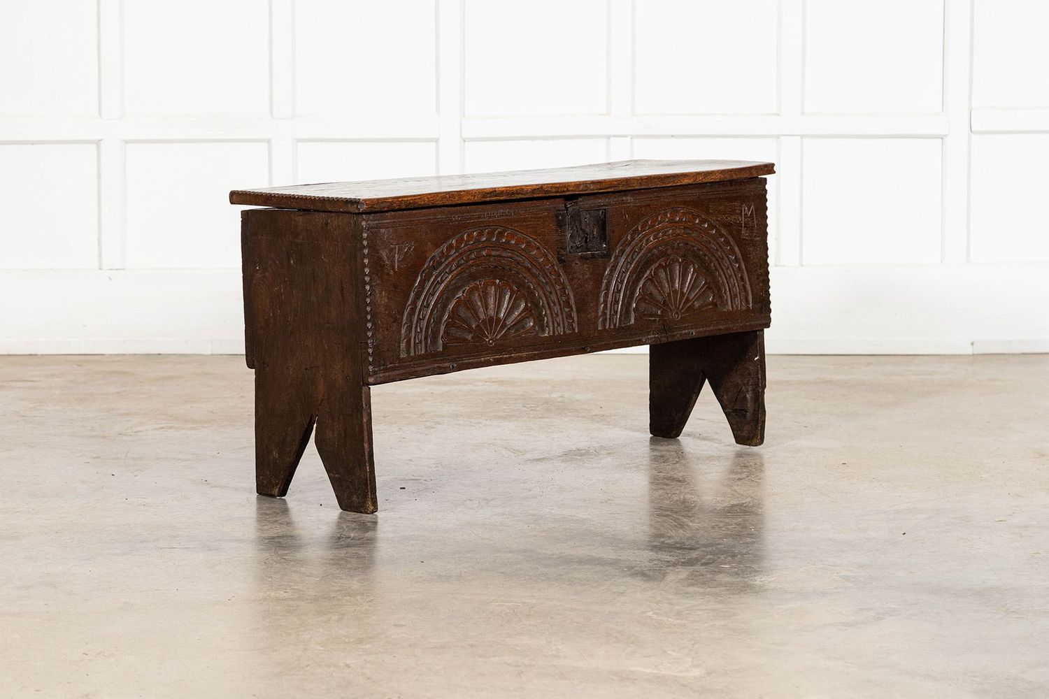 17thC English Oak Coffer
