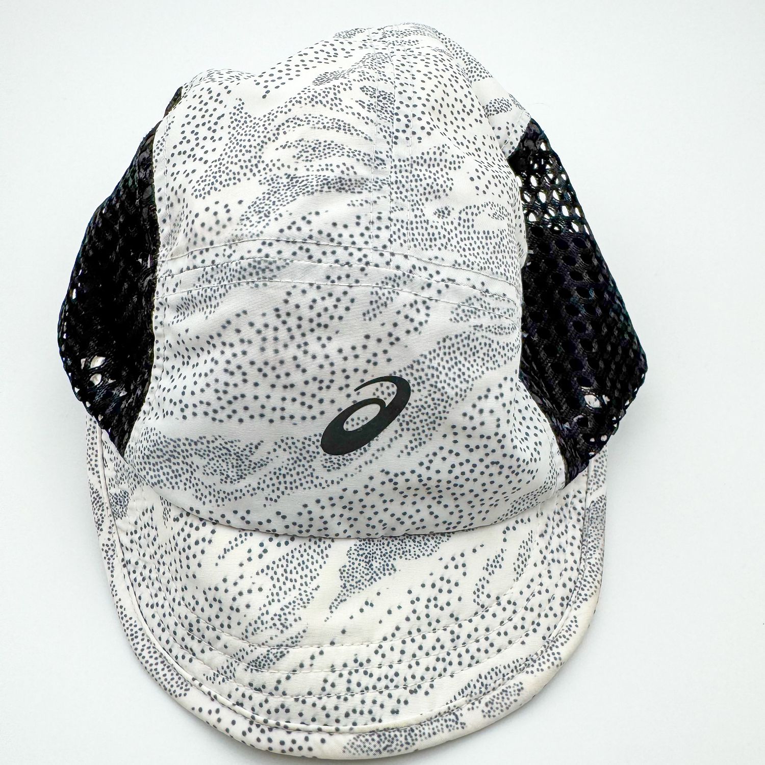 Casquette ASICS- Fuji Trail - Signée Par Maude Mathys