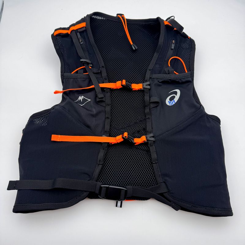 sac de trail Asics Fujitrail-  taille S - signé par Maude Mathy