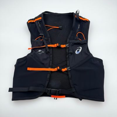 Asics Fujitrail trail bag - size S - signed by Maude Mathy sac de trail Asics Fujitrail- taille S - signé par Maude Mathy