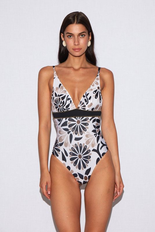 Intero con fascia sottoseno