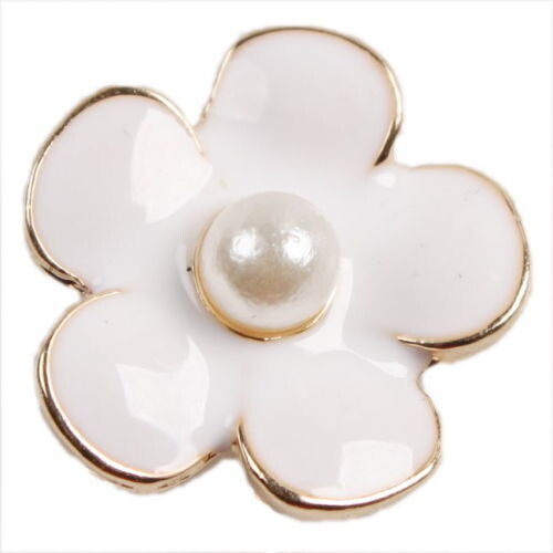 White Enamelled Five Petal Flower with Pearl x 4