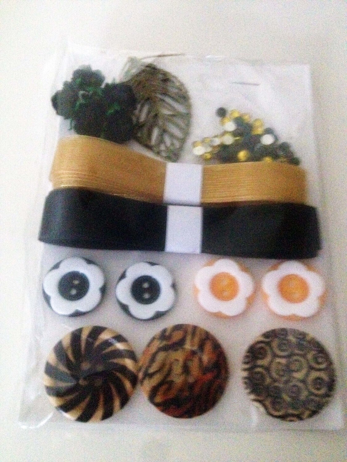 Black &amp; Gold Assortment