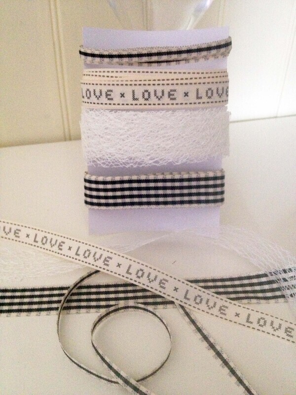 Ribbon Selection Black &amp; Cream set 1