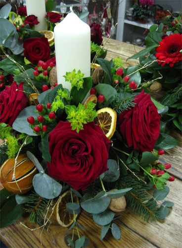 Christmas Table Arrangements