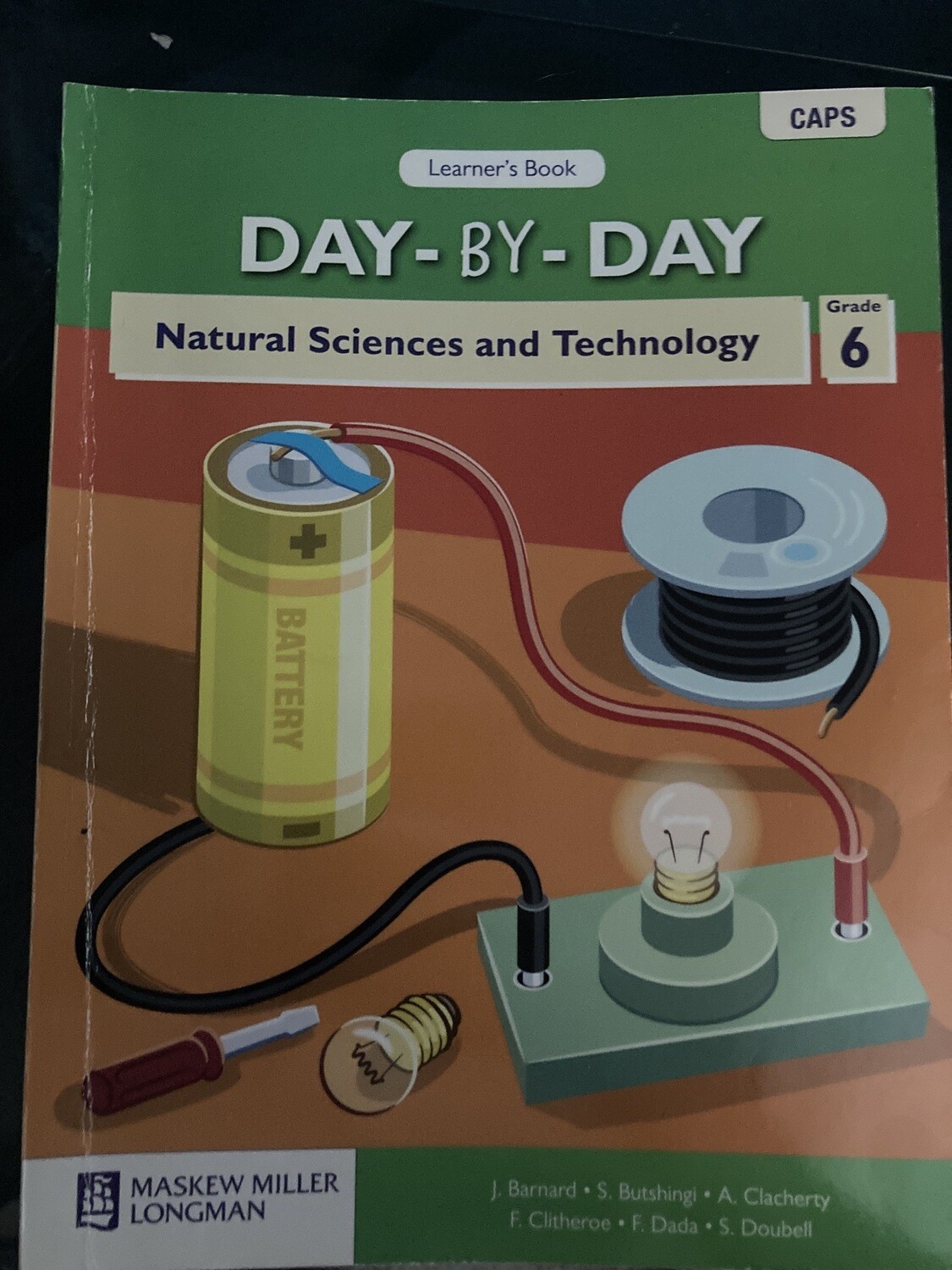Grade 6 Day-By-Day Natural Sciences And Technology Learners Book