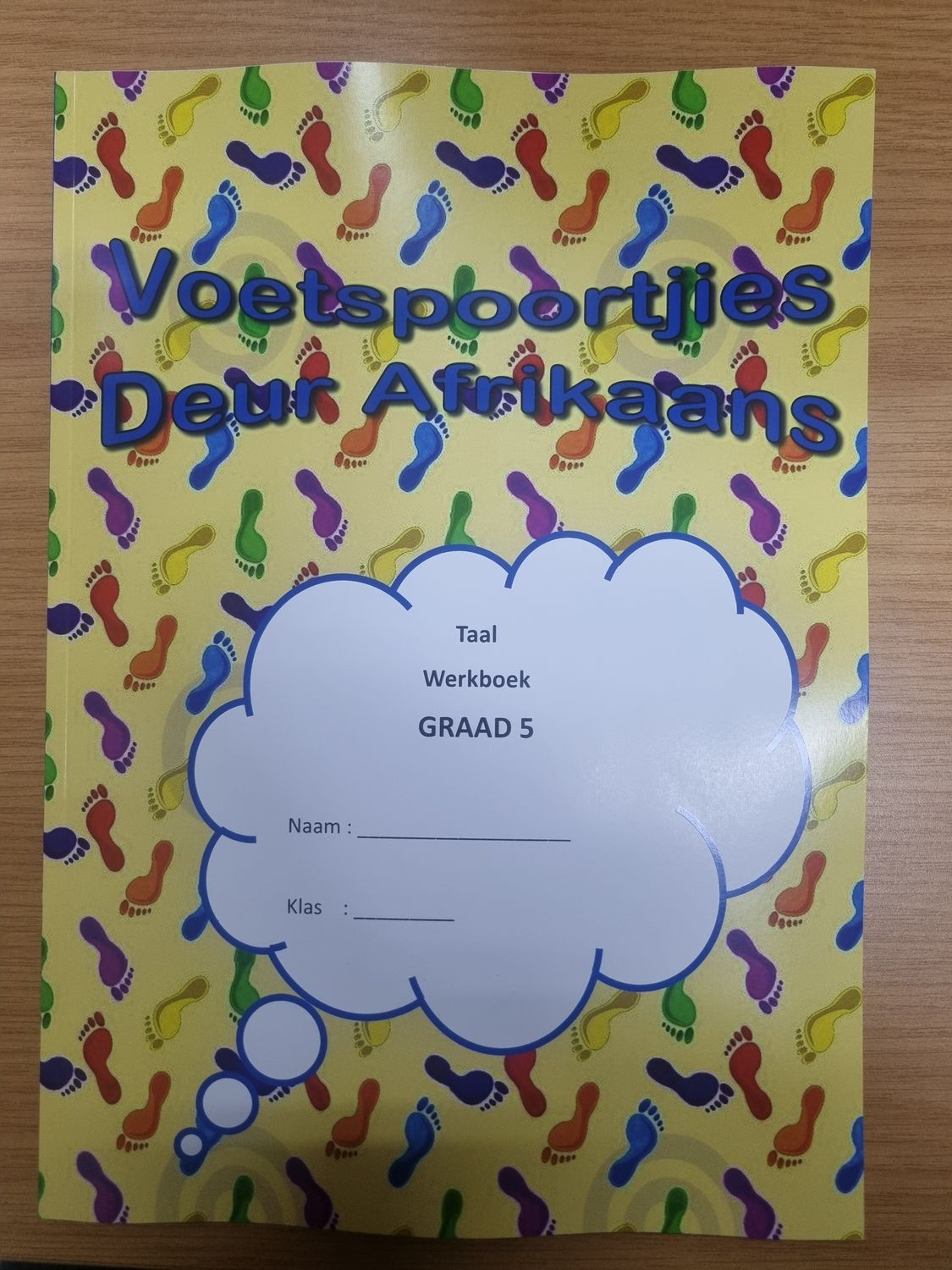 Voetspoortjies deur Afrikaans Werkboek Gr 5 Voetspoortjies deur Afrikaans Werkboek Gr 5
