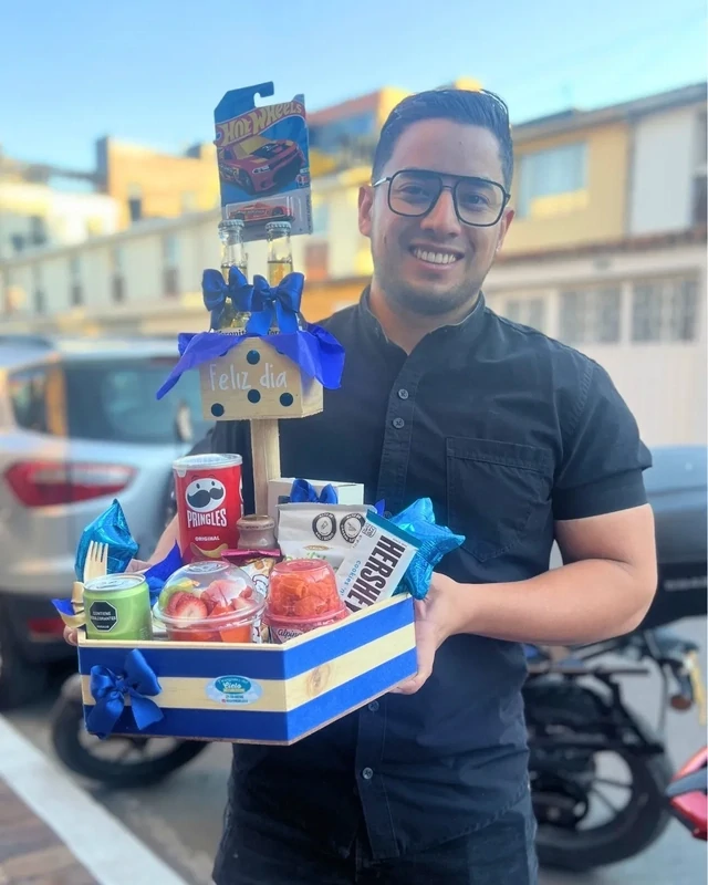 Canasta sobre ruedas | Desayuno HotWheels