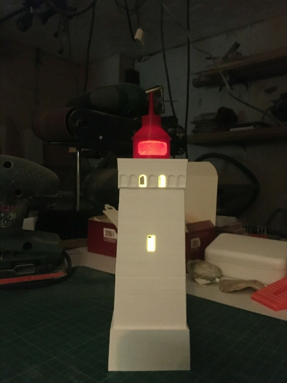 Rubjerg Knude Fyr - Rotes Dach - Beleuchtet Rubjerg Knude Fyr - Rotes Dach - Beleuchtet