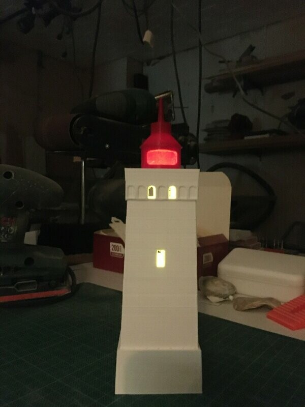 Rubjerg Knude Fyr - Rotes Dach - Beleuchtet