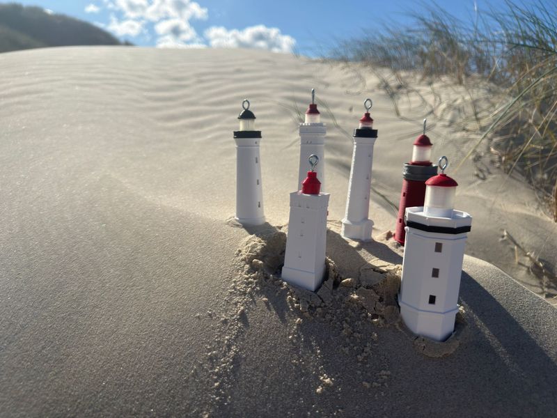 Set aus 6 Christbaumanhängern | 3D-gedruckte Leuchttürme Dänemarks | ca. 100–120 mm hoch | inkl. Aufhänger
