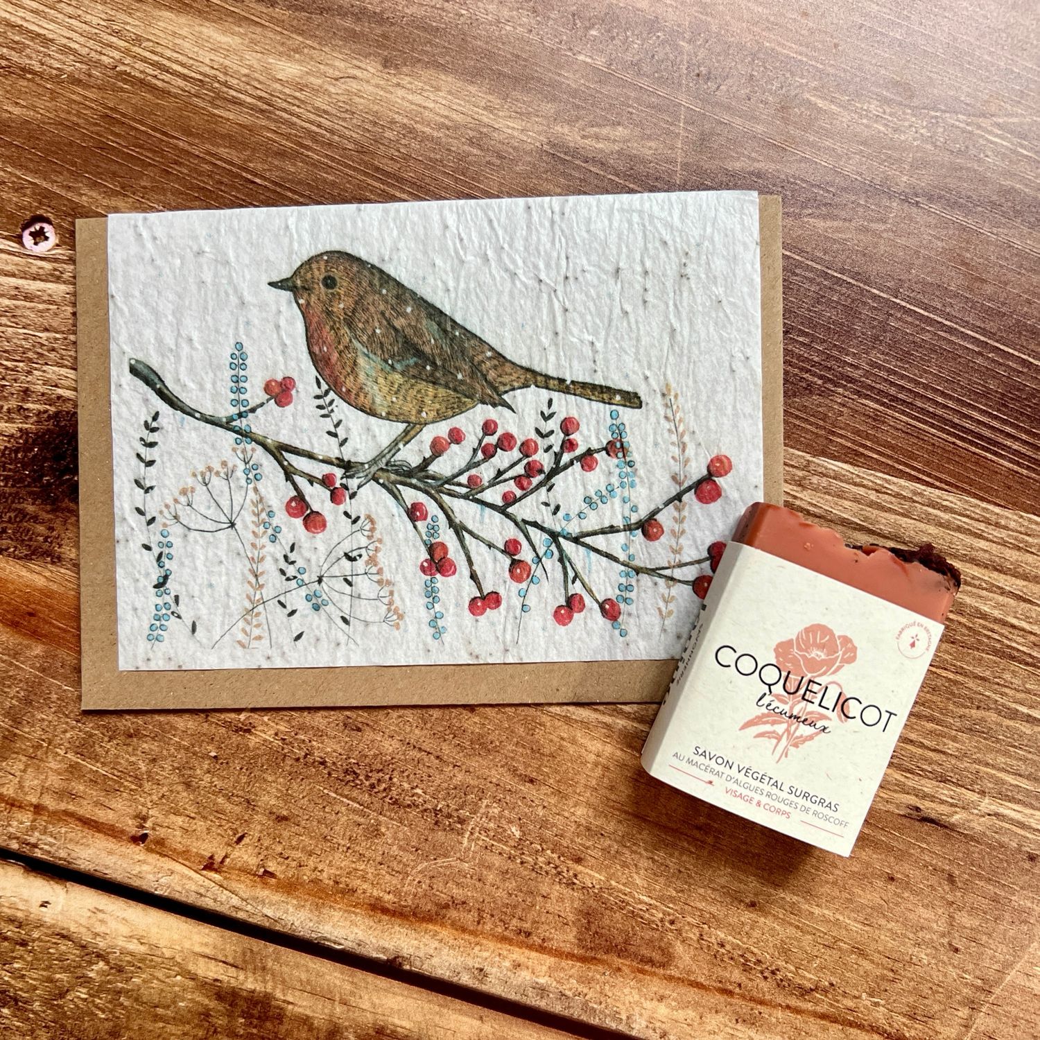 Carte à planter oiseau d’hiver en graines de coquelicot et son savon coquelicot