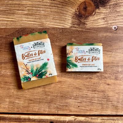 Savon 25 grammes de Noël avec bandeau ensemencé Savon 25 grammes de Noël avec bandeau ensemencé