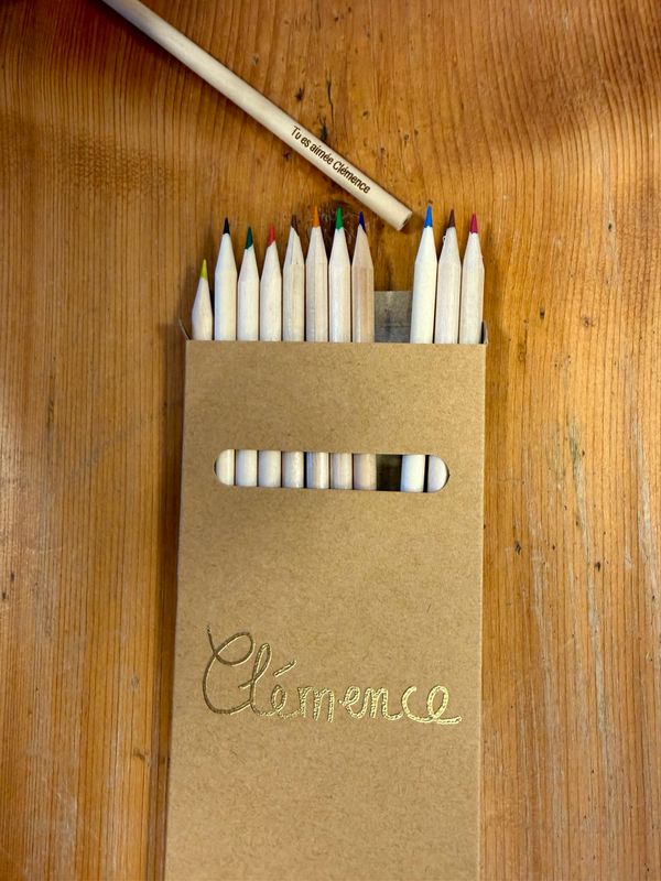 Lot de 12 crayons de couleurs avec citations positives (personnalisable avec un prénom au choix)
