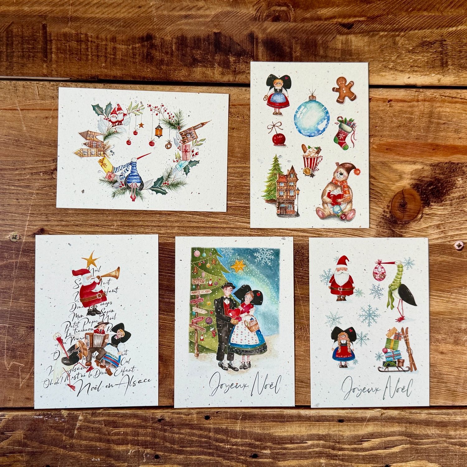 Cartes de vœux de Noël illustrées à l’aquarelle en papier chutes de bulbes de tulipes (5 modèles) Cartes de vœux de Noël illustrées à l’aquarelle en papier chutes de bulbes de tulipes (5 modèles)