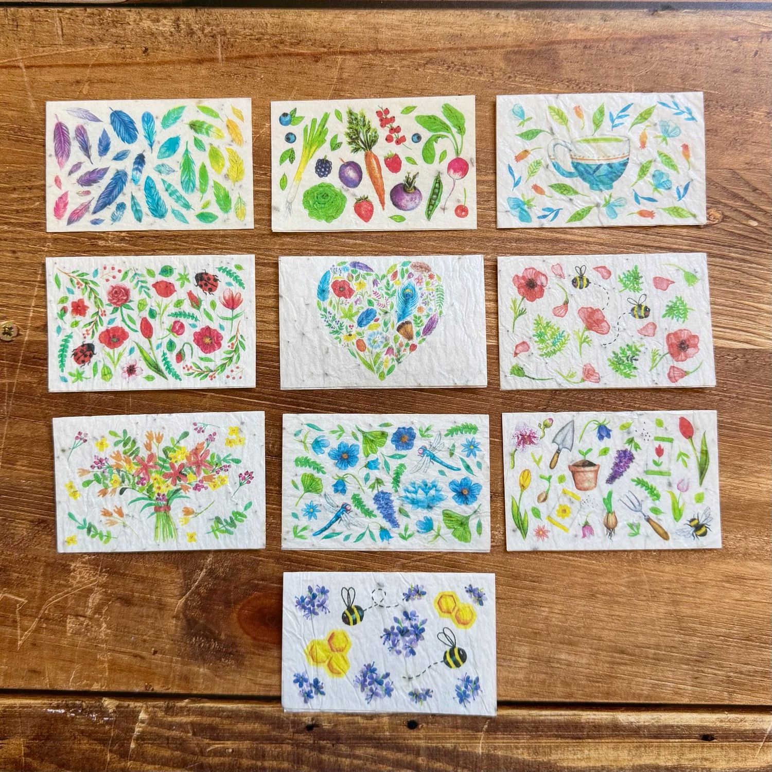 Mini carte à planter au choix illustrée à l’aquarelle 8,4 x 5,4 cm Mini carte à planter au choix illustrée à l’aquarelle 8,4 x 5,4 cm