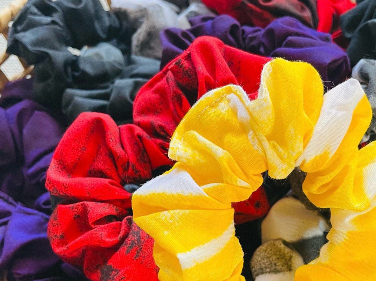Vee Scrunchies - Rose, Black Liquorice, Yellow’ N White