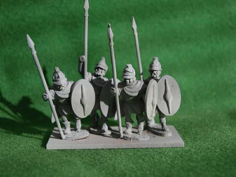 AW07 plain spear x 20