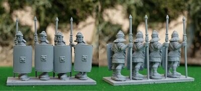 EIR24 Standing legionaries in mail + scale with Italic H
