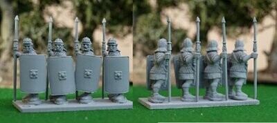 EIR23 Standing legionaries in mail + scale with Gallic I+F