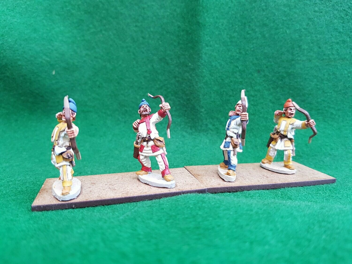 BYZ14 Unarmoured archer in Phygrian shaped caps