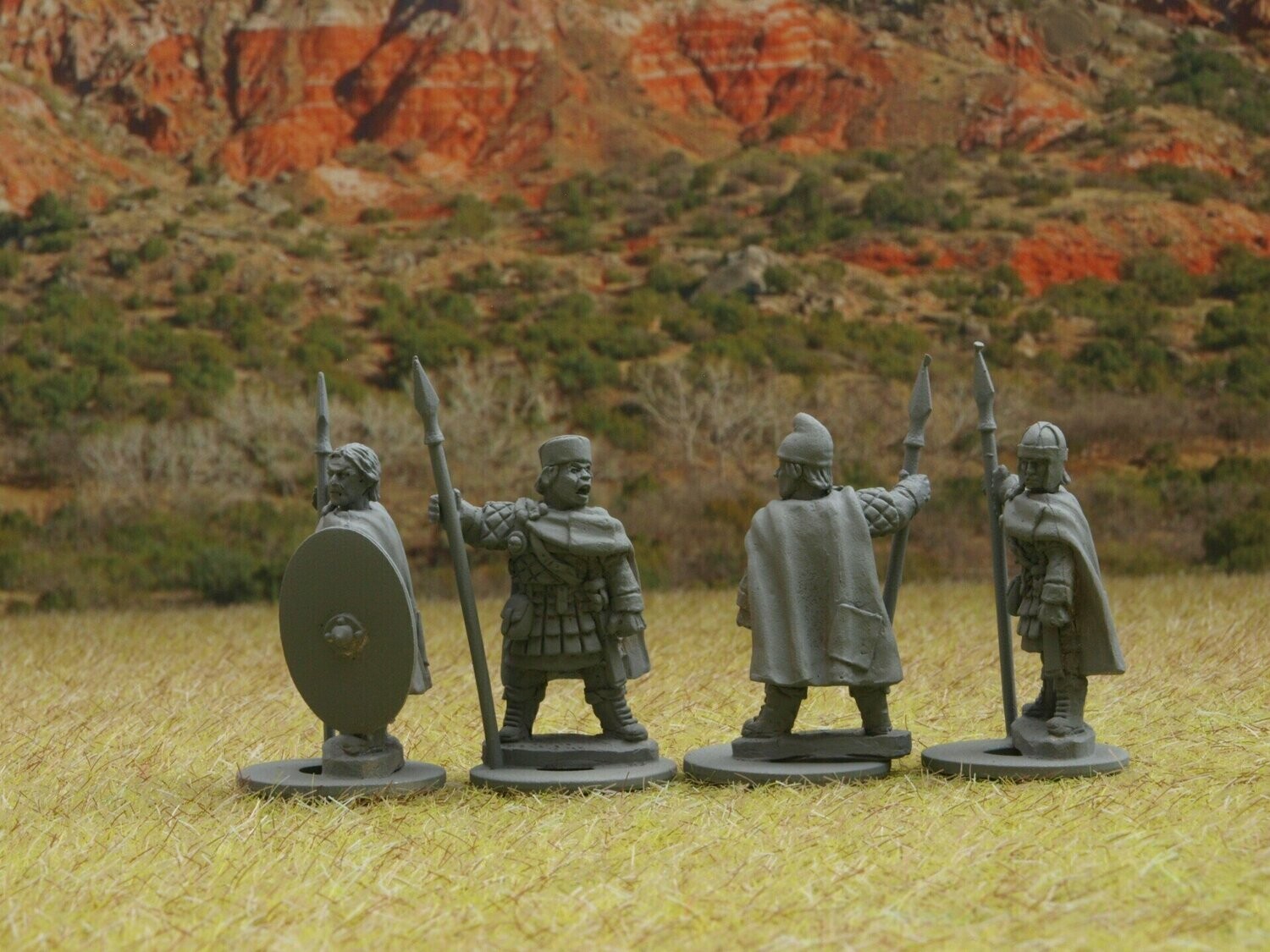 BYZ25 Medium spearmen standing hand high